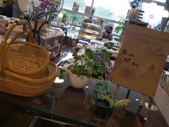 -晓风书屋(浙大紫金港店)