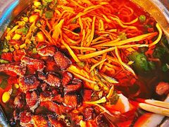 -老五鸡丝豆花面粉(瑞金北路68号院店)