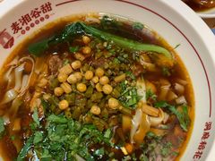 -呷佬·长沙手工米粉(金沙江路店)