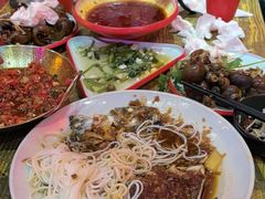 -老闵田螺馆·南昌特色小炒(梦时代店)