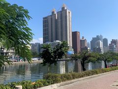 -高雄爱河
