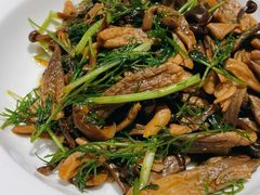 -龙泉小镇(科圣路店)