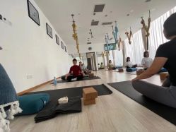 -一伽瑜伽·普拉提