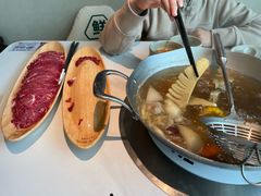-左庭右院鲜牛肉火锅(金山万达店)
