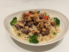 -马克西姆俄罗斯餐厅(通亚街店)