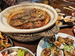 -喝丢一只鞋海鲜烧烤(市场店)