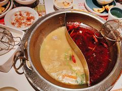 -左庭右院鲜牛肉火锅(金山万达店)