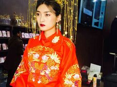 -群丽化妆摄影美甲纹绣培训学校