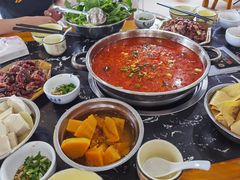 酸笋牛肉-黄利砖万峰林布依特色酸笋牛肉馆