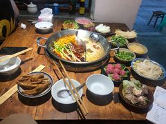 -四小区火锅·巷子里的重庆火锅(花照壁店)