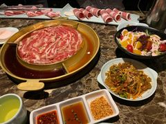 -猪啊牛呀羊啊铜盘烤肉(正大广场店)