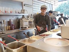 -喜茶(上海打浦桥日月光gelato lab+店)