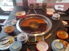 -醉董牛川派鲜肉自选火锅(烟台店)