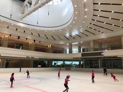 -陈露国际冰上中心(天津嘉里汇店)