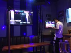 -唱吧麦颂KTV