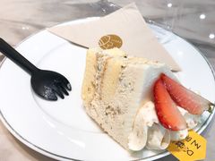 坚果脆脆-三只蜜蜂蛋糕(东城店)