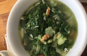 Bok Choy Stir-Fried with Fried Pork Rind