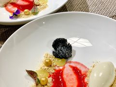 花椒冰淇淋配黑芝麻松糕-鱼桥巷·美学川菜