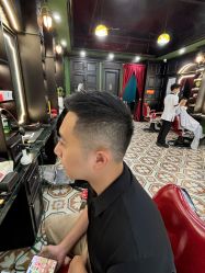 -豪帅男士理容馆