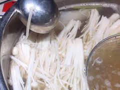 -潮牛海记•潮汕牛肉火锅•醉鸡煲•粿条汤(通北路店)