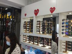 -广州宝岛眼镜武汉和光眼镜市场西区店