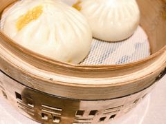 蟹粉包-荣轩(新荣记环球金融中心店)