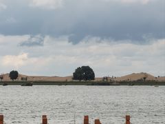 -亿利库布其七星湖沙漠生态旅游区