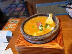 -云海肴·汽锅鸡·云南菜(天山百盛优客店)