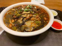-水平有限螺蛳粉(宏达大厦店)