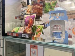 -沪上阿姨·精选茶饮(万新村店)