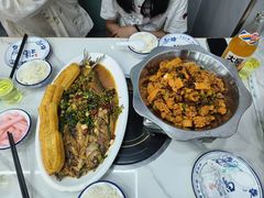 -丹水桥地锅鱼·翘嘴鲌·地方特色全鱼宴(丹江口大坝店)