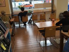 -全家便利店(年家浜路店)