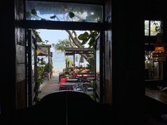 -城墙外BAR