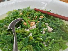 肉碎黄豆浸桑叶芽-凤阁楼果木烧鹅(鹤山陈山店)