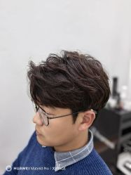 -1983 Hair Salon
