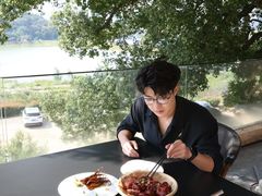 -溪山云境森林音乐餐厅(湖景店)