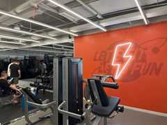 -乐刻运动健身(城西银泰店)