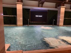 -爱乐国际温泉水疗会