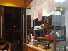 -禧凰·老上海白斩鸡辣肉面店