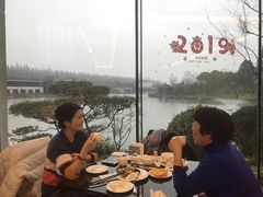 -上海怡沁园度假酒店