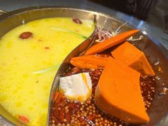 -小天鹅火锅·一线江景洪鼎旗舰店(洪崖洞店)