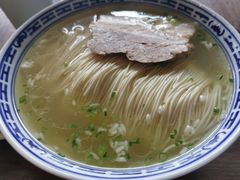 枫镇白汤面底-同得兴 Since·1995 传统苏式面馆(嘉馀坊店)