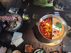 -湊湊火锅·茶憩(新中关购物中心店)
