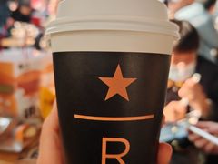 -星巴克臻选(上海合生汇1F店)