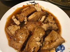 铁板毛豆腐-缘来聚·徽菜名店(黄山宏村店)