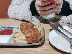 -HELLO 27 意面·沙拉·帕尼尼