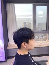 -藤野造型烫发染发