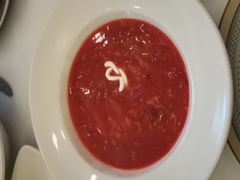 带肉的红菜汤-莫斯科餐厅