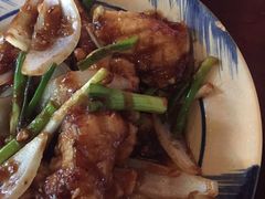 -Cuc Gach Quan Restaurant