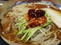 -臻牛烤肉